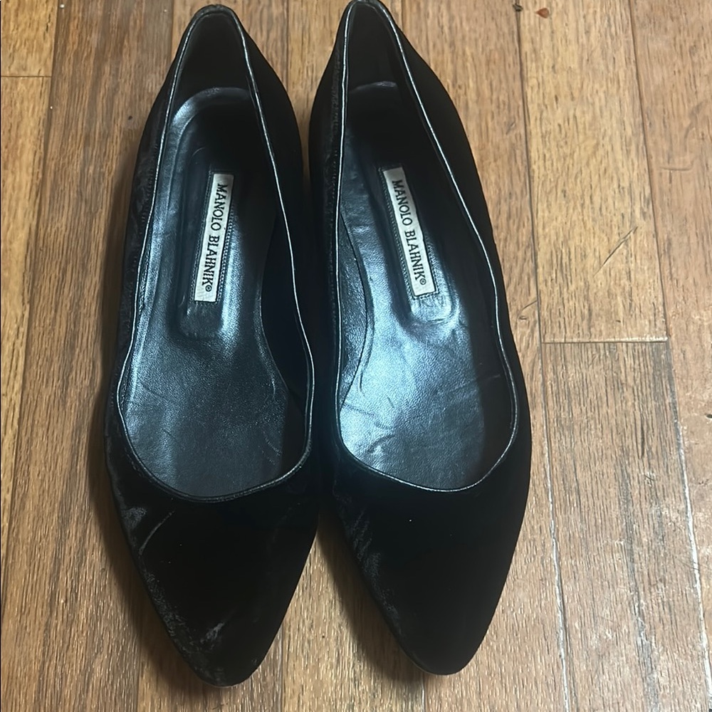 Manolo Blahnik Black Flats Velvet Pointed Toe - Picture 8 of 10